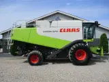 CLAAS LEXION 570 Klargjort maskine med Vario V900 Skærbord - 2