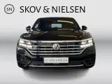 VW Touareg 3,0 TDi 286 R-line Business aut. 4Motion - 4