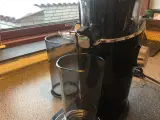 Slowjuicer
