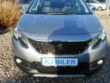 Peugeot 2008 1,6 BlueHDi 100 Allure Sky - 2