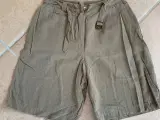 CHOISE Shorts str. 40 