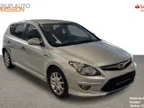Hyundai i30 1,6 CRDI 90 ECO FL 90HK 5d - 2