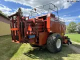 Hesston 4900 - 5