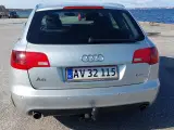 AUDI A6 benzin 198.700km årg07 - 2