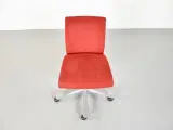 Häg h04 4200 kontorstol med rødt polster - 5