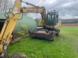 KOMATSU PW 150 hjulgraver  - 2