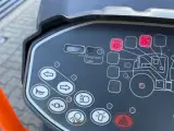 Hamm HD 8 VV 1600kg tromle. kun kørt 380timer - 3