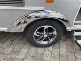2023 - Eriba Touring 530 Urban   Super smart hævetagsvogn fra Hinshøj Caravan - 2