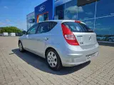 Hyundai i30 1,4 CVVT 109 Comfort - 3