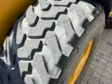 CAT 906 M med skovl og gafler - 5