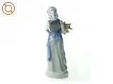 Bondepige i porcelæn fra Royal Copenhagen (str. 25 x 8 cm) - 2