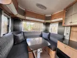 2011 - Adria Adora 472 LU   Meget let enkeltsengs vogn - 4