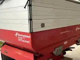 Kverneland Exacta TL 3900 GEOSPREAD Model year 2017 - 2
