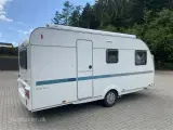 2023 - Adria Aviva 492 LU   MEGET Pæn og velholdt campingvogn - 2