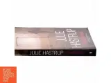 Blodig genvej : krimi af Julie Hastrup (Bog) - 2