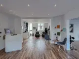 Erhvervslejemål til frisør/butik - 2