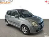 Suzuki Swift 1,3 92HK 3d - 4