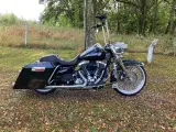 Harley-Davidson Road King Custom   - 2