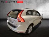 Volvo XC60 2,0 D4 181 Momentum - 3