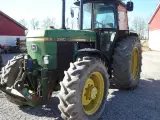 John Deere 3140 - 3