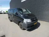 Toyota HiAce Kort 2,5 D-4D 95HK Van - 2