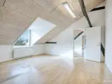 Flot og lyst lejemål i Roskilde. som er perfekt til kontor. - 3