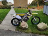 Suzuki 450 RMZ - 4