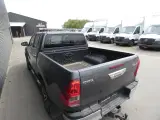 Toyota HiLux 2,4 D-4D T4 4x4 150HK DobKab Aut. - 4