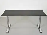Konference-/mødebord med sort plade og krom ben - 3
