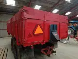 - - - Lastbiltipvogn med hydraulisk Jema snegl - 2