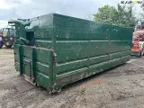 - - - Korncontainer - 5