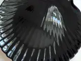 Fransk muslingetallerken, sort opalineglas - 4