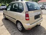Hyundai Matrix 1,6 - 3