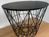 Ferm Living Wire Basket i L med sortbejset top 