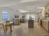 Suveræn Beliggenhed: Port + Let produktion + Klinik + Butik + Showroom + Kontor + Stueplan! - 5