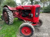 Veterantraktor Nuffield 460 - 4