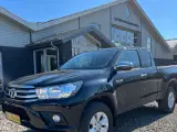 Toyota Hilux 4WD Pick-up med træk til 3200 kg. Meget velholdt - 3