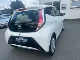 Toyota Aygo 1,0 VVT-i x-play x-touch - 3