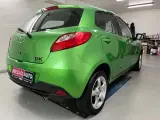 Mazda 2 1,3 Premium - 4