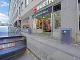 Veleksponeret hjørne-butik med effektiv udnyttelse af både stue- og underetage - 4