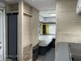 2023 - Fendt Apero 495 SG   Så er Fendts helt nye og hippe serie ankommet til Hinshøj Caravan - 2