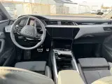 Audi Q8 e-tron 50 S-line quattro - 3