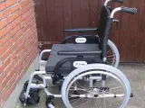 Letvægts Kørestol Som ny - 3