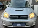 Toyota RAV4 2,0 D-4D 4x4 Van - 2