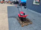 - - - Vari motor skiveslå maskine. - 2