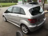 Mercedes b- 200 mpv . 136 hk benzin automatgear - 4