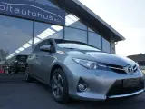 Toyota Auris 1,6 T2 - 3
