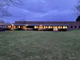 Centralt beliggende 305 m2 kontorer og lager med grøn park udlejes i Jyllinge - 2