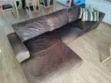 Lædersofa med chaiselong