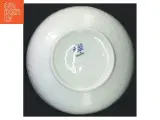Hvid skål med reliefmønster fra Royal Copenhagen (str. Ø 16 cm) - 2